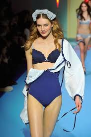 Blanca & Vloet: Photo | Celebrity style, Fashion models, Fashion inspo