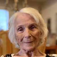 Edna Beatrice Healey (1926–2022)