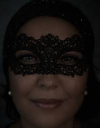 Buona serata, Giulio, non saprei cosa dirti, perché non lo so neanche io.  Comunque, sono d'accordo con te! Ce lo svelerà il nostro amico  @davidepennazzato. 🥰🌹🫂