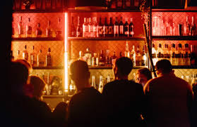 There are thousands of factors to juggle! 20 Examples Of Jaw Dropping Bar Designs And Setups On The Line Toast Pos
