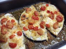 Buon pomeriggio amici, oggi vi propongo una ricetta molto semplice e gustosa: Pesce Spada Al Forno Metti Una Sera A Cena