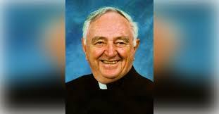 Susie Lacey's Instagram, Twitter & Facebook