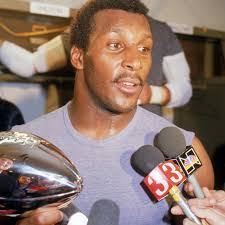 Otis Wilson's Instagram, Twitter & Facebook