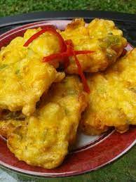 Perkedel Jagung Bahan Bahan Bumbu Bumbu 2 Buah Jagung Manis Disisir 2 Buah Jagung Manis Dipipil Ditumbuk 100 Gram Tepung Ter Daun Ketumbar Ketumbar Makanan
