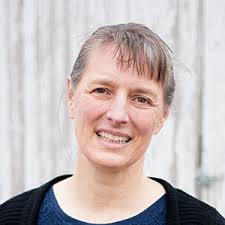 Karen Geiser's Instagram, Twitter & Facebook