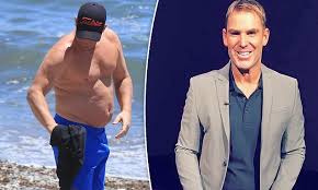 However, warne, who has picked up over 700 test wickets, also had to face the wrath of a fan after a twitter user. The King Of Slim Shane Warne Shows Off His Dramatic Weight Loss Flipboard