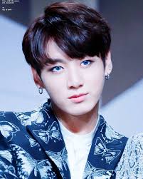 Blue Eyes Bts Jungkook Bangtanboys Selebritas Kencan Ide Kencan