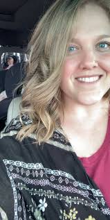 smallbusinesssunday Hi everyone! My name is Tanya and I'm a full time  working mama and independent consultant with Arbonne. Arbonne is a 40 year  old wellness company that prides itself