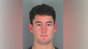 Man drives from Atlanta to lower confederate flag along I-85 in Spartanburg  Co., deputies say