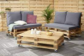 fabriquez votre propre salon de jardin avec des palettes en bois un diy recyclage ecologique pour emb palette bois salon de jardin palettes tableau deco salon