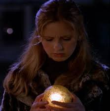 Shangel's Reviews: Buffy The Vampire Slayer, "No Place Like Home" Review  (5x05)
