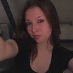 Lisa Veldman's Instagram, Twitter & Facebook