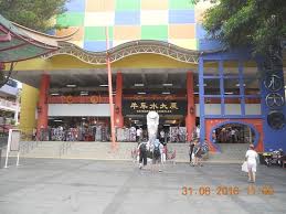 See 239 unbiased reviews of chinatown complex, rated 4 of 5 on tripadvisor and ranked #147 of 10,152 restaurants in singapore. Tampak Depan Chinatown Complex Picture Of Chinatown Complex Singapore Tripadvisor