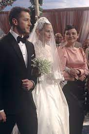 Once Upon A Time S Emma Swan Got Married In The Ultimate Fairy Tale Wedding Dress Fairy Tale Wedding Dress Wedding Dresses Swan Wedding