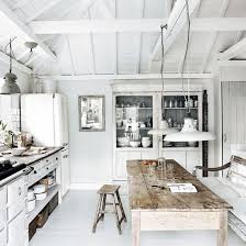Get your indoor and outdoor beach furniture at beachfront decor for your home on the coast! 38 Adorable White Washed Furniture Pieces For Shabby Chic And Beach Decor Digsdigs