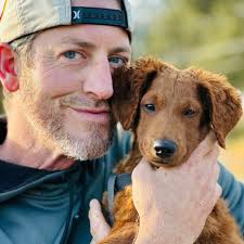 Who can do a wall design in my office in Panama City Beach, FL?