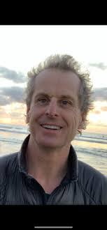 Claudia Hyde's Instagram, Twitter & Facebook