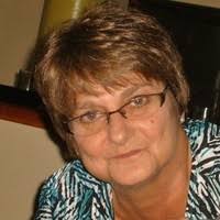 Lori Cantor's Instagram, Twitter & Facebook