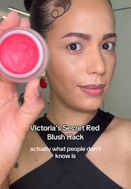 Victorua Secret’s Red Blush Hack ❤️@RMS Beauty #redblush #redblushmakeup  #viralmakeup #viralmakeuphack #makeuphacks #makeuptips