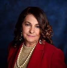 Theresa Locklear's Instagram, Twitter & Facebook