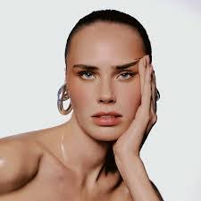 Crystal Casey's Instagram, Twitter & Facebook