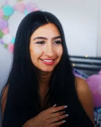 Stella Dinero and Zavia Beef