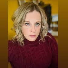 Janet Keeley's Instagram, Twitter & Facebook