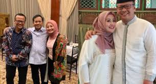 Edhy prabowo ditangkap kpk, menteri kkp trending topic di medsos). Kpk Sita Barang Elektronik Dan Dokumen Di Rumah Dinas Istri Edhy Prabowo