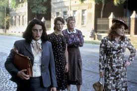 Plus they are all dressed as women, with only a crash course from the queen. All The Queen S Men 2001 Photo Gallery Imdb