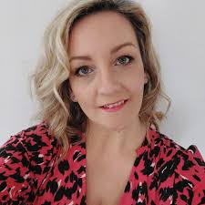 Number of left-handed group members?