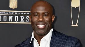 Video shows moment Terrell Davis was handcuffed