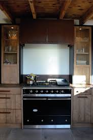 Cuisine Atelier Chene Clair Bardage Acier Oxyde Iron Corten Hotte Industrielle Vaisselier Piano Lacanch Amenagement Cuisine Decoration Cuisine Cuisine