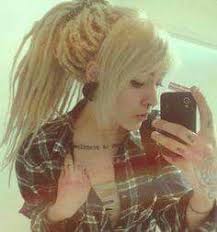 Dread Sectioning Aweeome Way To Leave Your Bangs Out Dread Hairstyles Blonde Dreads Beautiful Dreadlocks