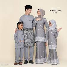 Trend warna baju 2019 terbaru populer untuk pria dan. Grey Family Set Baju Raya Terkini Shopee Malaysia