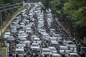 Panduan ini akan membimbing anda melakukan solat jamak qasar secara mudah, lengkap dan boleh difahami dalam keadaan tertentu yang menepati syarak, islam mengharuskan umatnya menjamak dan pada hari ketiga saya akan membuat daytrip ke tempat b yang kurang dari 92 kilometer dari. Di Jakarta Butuh 3 Menit Untuk Tempuh 1 Kilometer Ekonomi Bisnis Com