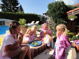 Here we have 8 photographs about rajce leto including images, pictures, models, photos, and much more. Rajce Net Oblibena Alba Kmmed