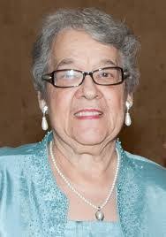 Ursula Tate's Instagram, Twitter & Facebook