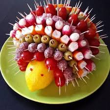 Herisson Aperitif Pour Le Match De Foot De Ce Soir La Video Du Montage Sur Youtube La Boite A Recettes Ape Aperitif Rigolo Recette Apero Surimi Aperitif
