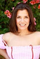 Kamala Lopez's Instagram, Twitter & Facebook