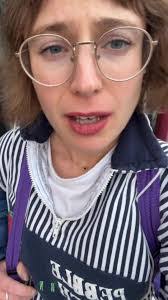 Nikki Hammer's Instagram, Twitter & Facebook