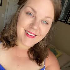 Anyone know what's up with this part of DI waterfront park now being closed 