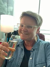 Megan Pendley Pickett (@meganpendleypickett) • Instagram photos and videos