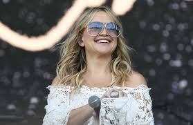 Alice ardelean onlyfans leaks Tweets 157.