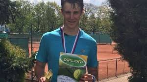 Adam Mikeš je nejlepším dorosteneckým tenistou v kraji