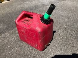 What To Do If You Spill Fuel At The Gas Station And 4 Steps To Avoid Spills Big Island Energy Company