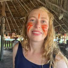 Emily Calvert (@emily_calvert) • Instagram photos and videos