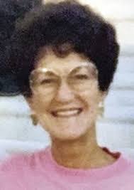 Miranda Lamb's Instagram, Twitter & Facebook