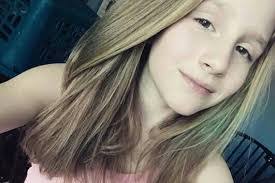 Janine Jablonski's Instagram, Twitter & Facebook