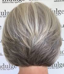 Coiffure courte femme de 60 ans 2019 | coiffures cheveux longs from i.pinimg.com sur cheveux longs ou courts, bouclés ou. 60 Magnifiques Styles De Cheveux Gris Femme Coloration Et Teinture