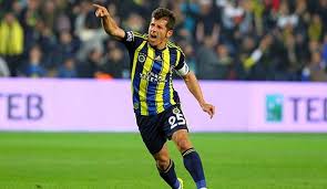 Emre belözoğlu 7 eylül 1980 tarihinde i̇stanbul'da dünyaya geldi. Emre Belozoglu Nun Fenerbahce Formasiyla Attigi Goller Video Liste Bein Sports Turkiye Tr Beinsports Com